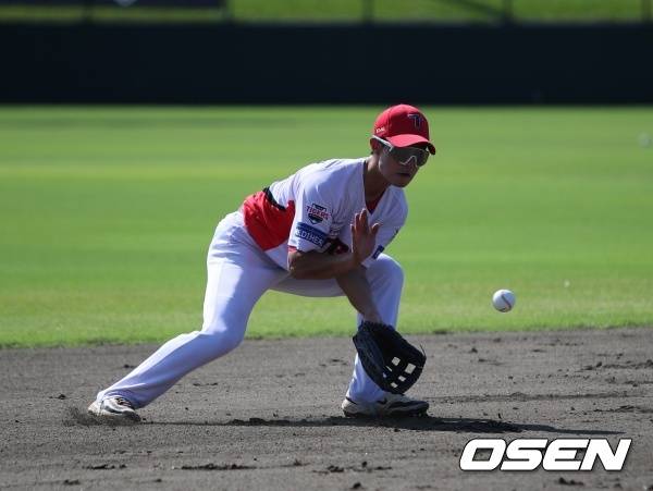 프로 첫 해 트레이드 충격→80억 유격수 후계자로 우뚝, 고칠게 없는 수비 관건은 타격