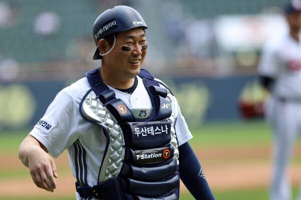 38세에 타격왕을? '역대 최고령' 기록 나올 뻔했네…'KBO 유일무이' 타이틀 가져갔다, 다음은 '골든글러브 10회 수상'