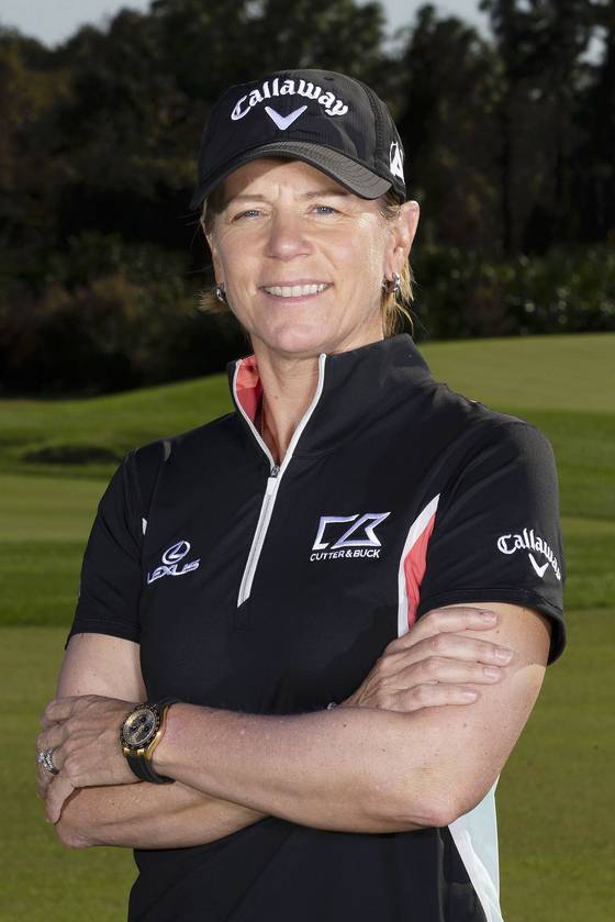 소렌스탐 60승에 번 돈, 티띠꾼은 4년 만에