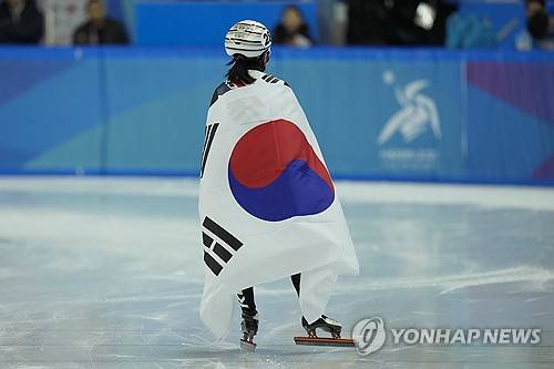 中 발칵 뒤집혔다!