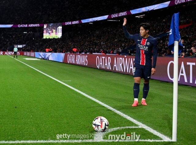 '비티냐와 충돌' 이강인, PSG 경기 중 돌발 상황…'모두가 깜짝 놀랐다'