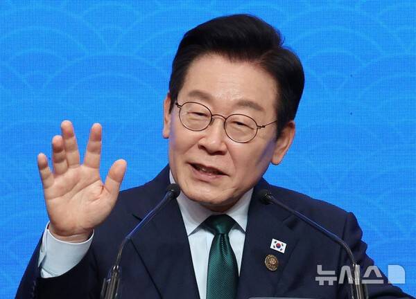 '초유의 사태' 안세영, 3만 5,626달러 추가→종목 역사상 최초 기록 多...10관왕 여제에 이재명 대통령