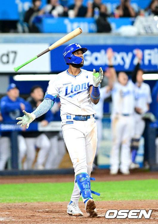 '1억→12억→24억' 연봉 인생역전인데...'50홈런 158타점' 괴력의 거포라서 저렴하게 느껴진다