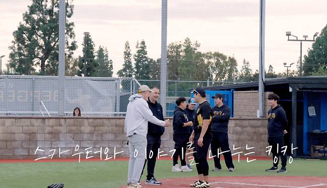 ‘킹캉’ 강정호, 오타니와 한솥밥 가능할까?···다저스 스카우트 보는 앞 MLB 쇼케이스 마무리