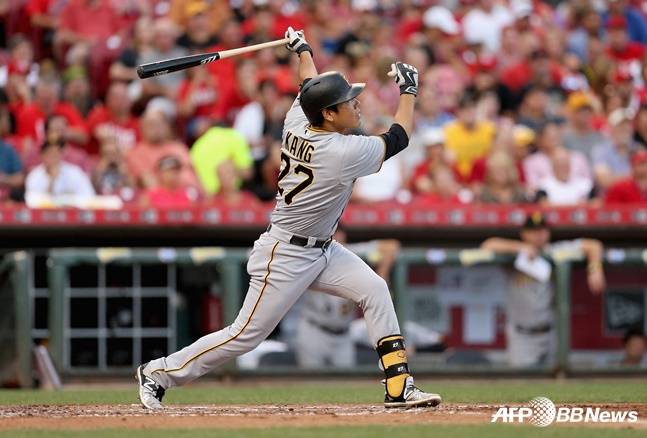 '美 놀래킨 킹캉→음주운전 사고→은퇴' 38세 강정호의 MLB 도전, '다저스가 주목한다'