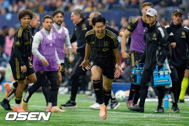 승부차기 실축보다 뼈아픈 건 조롱...손흥민을 둘러싼 이중 잣대의 '민낯'