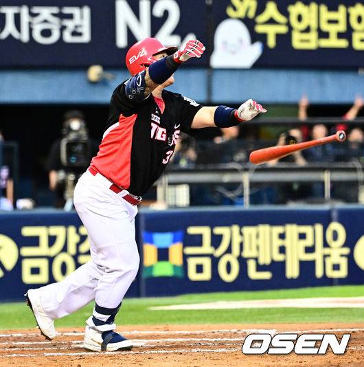 '퉁어게인'이 현실로? 삼성, FA 최형우 영입 적극 행보