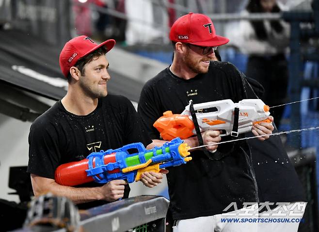 [공식발표]'29억 잭팟' KIA 1선발 네일 잡았다, ML 의지 꺾다니…