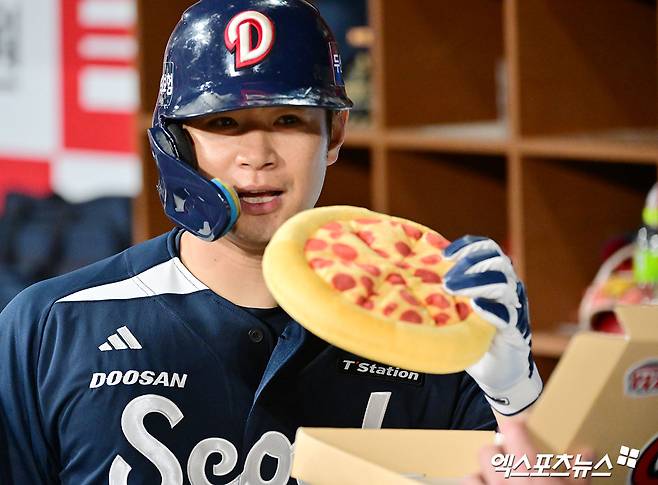 '충격 대반전' 두산, 김재환 보류선수명단 제외 왜?…