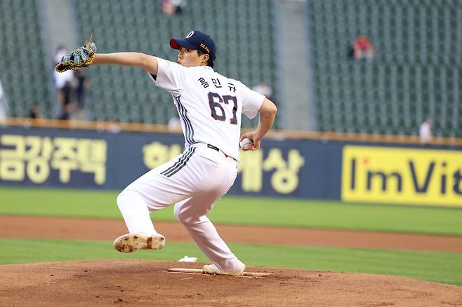 KIA, 1년차 영건 홍민규 FA 보상선수 선택…“향후 선발투수로 성장 기대” [공식발표]
