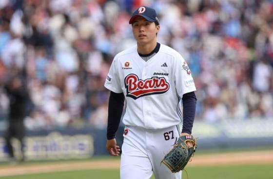 [오피셜] 'KIA 파격 발표' 깜짝 80억 FA 보상선수가 '19세 신인' 유망주라니... 왜?