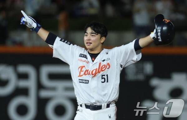 '주장' 채은성도 깜짝 놀랐다! 한화의 스카우팅 비밀…짙은 눈썹이 곧 전력? '눈썹 삼형제' 등장에 2026시즌 기대감 폭발