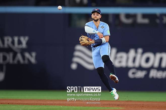 토론토 8840억 쓰고 다저스에 복수하나…