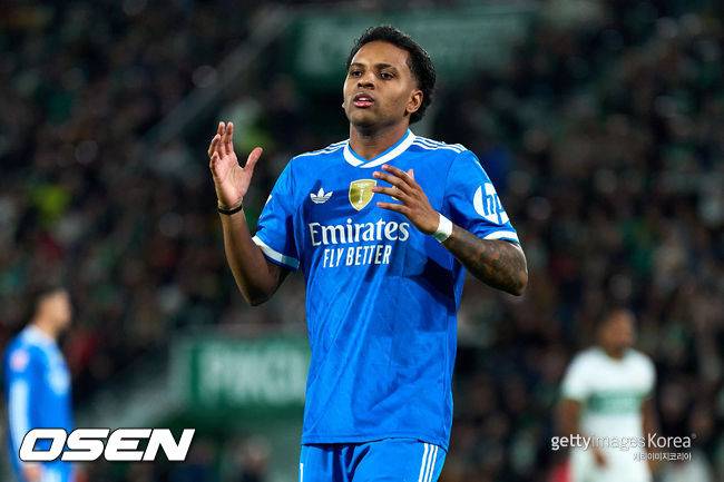 '손흥민 귀환 앞둔' 토트넘, '레알 찬밥 신세' 대체자 관심 라이벌에 묻히나