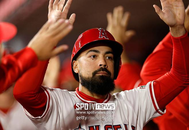 연봉 560억 포기하고 전격 은퇴하나…드디어 'ML 최악의 3600억 계약' 끝이 보인다