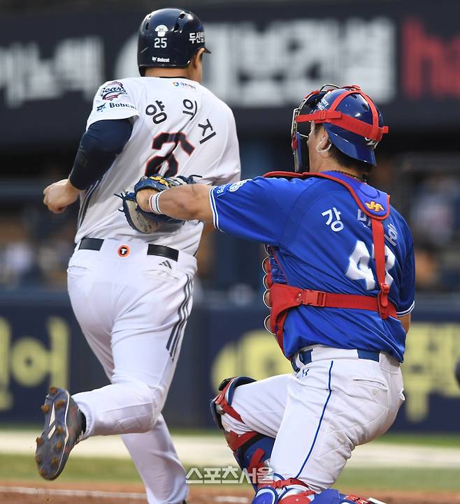 구자욱, FA 강민호에 강한 러브콜 “빨리 계약했으면…어디 가지 말고 오래오래 같이 야구해요” [SS시선집중]
