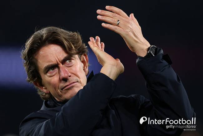 토트넘 감독, 결국 '손흥민=레전드' 인정...후배들 부진에