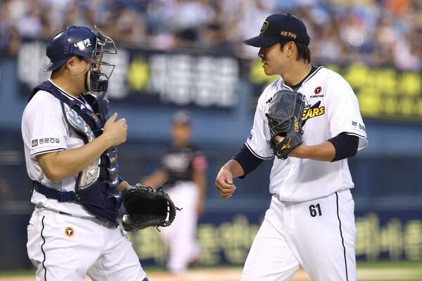 '148억' 쏟아부었는데 끝이 아니다, '언성 히어로' 재계약이 남았다…투수진 '만능키'에 두산은 얼마를 줄까