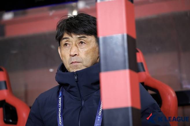 2골 차 ‘패배’로 ACL 2 16강 실패, 빠툼 이시이 감독 “포항이 수비를 잘했다”[현장인터뷰]