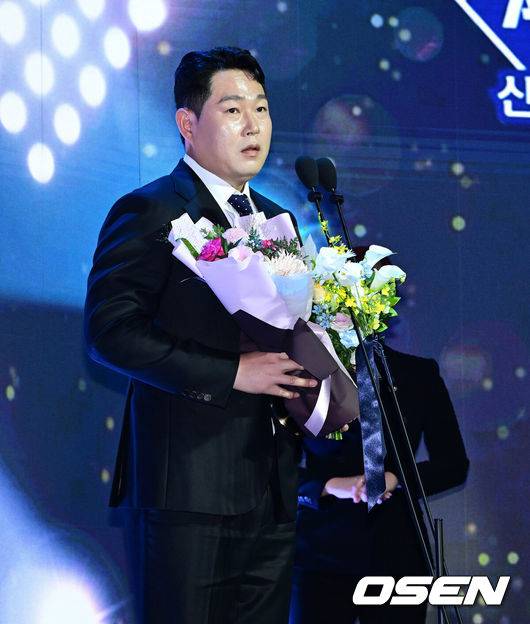 “최형우 형 계약 잘 될 것, 경쟁력 있다” 내년 43살인데 왜 FA 대박 점쳤나, 삼성? KIA? 행선지 초미의 관심사다