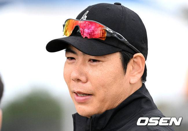 “삼성 왜 이 선수 안 쓰는지 이해 불가” 강정호 열 냈는데 방출 엔딩→“키움이 제발 데려갔으면” 새 둥지 찾을까