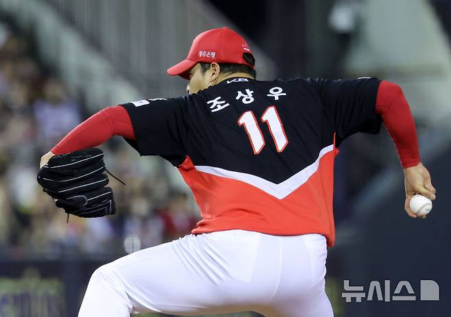 오버페이 없다는 KIA…내부 FA 최형우에 최종 오퍼 전달(종합)