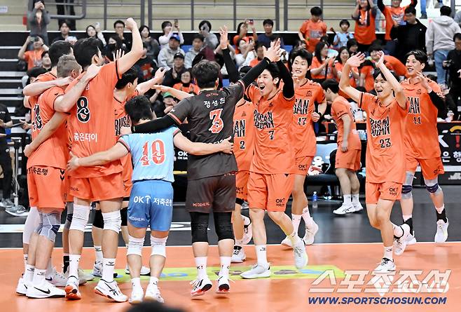 외국인보다 더 잘때리는 201cm 장신 히터의 성장기