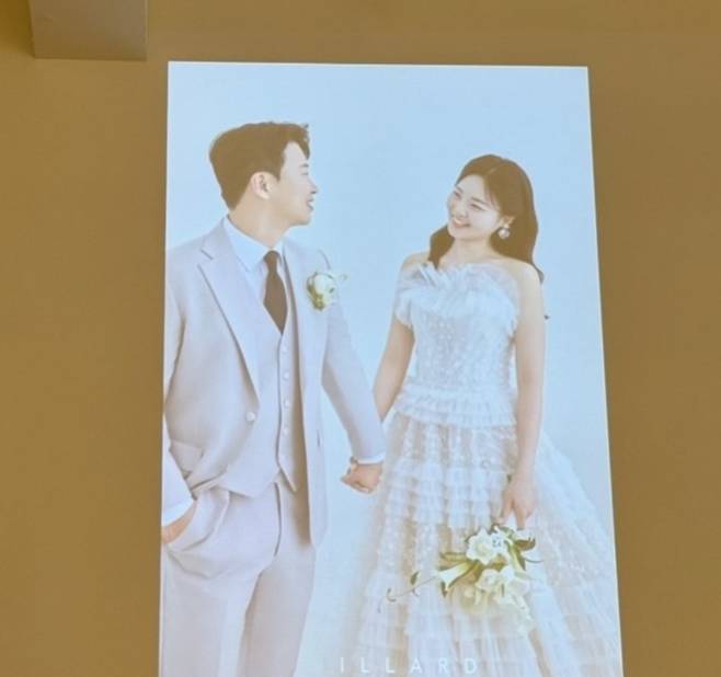 한화 63G '언성 히어로', 감동적인 결혼 발표!…