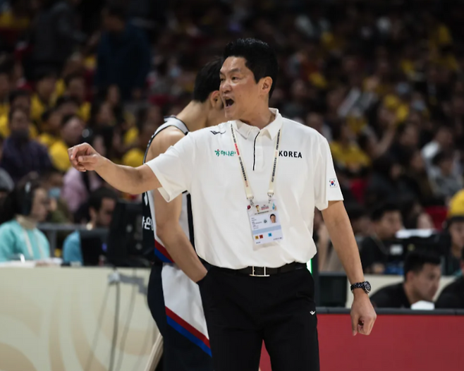 [FIBA WC] ‘무너진 만리장성’ 중국 기자단 침묵…전희철 감독 향한 질문은 없었다