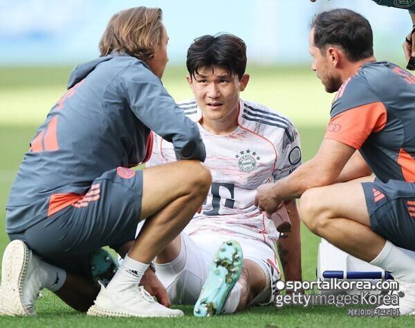 '충격 실태' 김민재, 이강인 '빨간불' 세계적으로도 손꼽히는 '혹사 아이콘'...선수협,