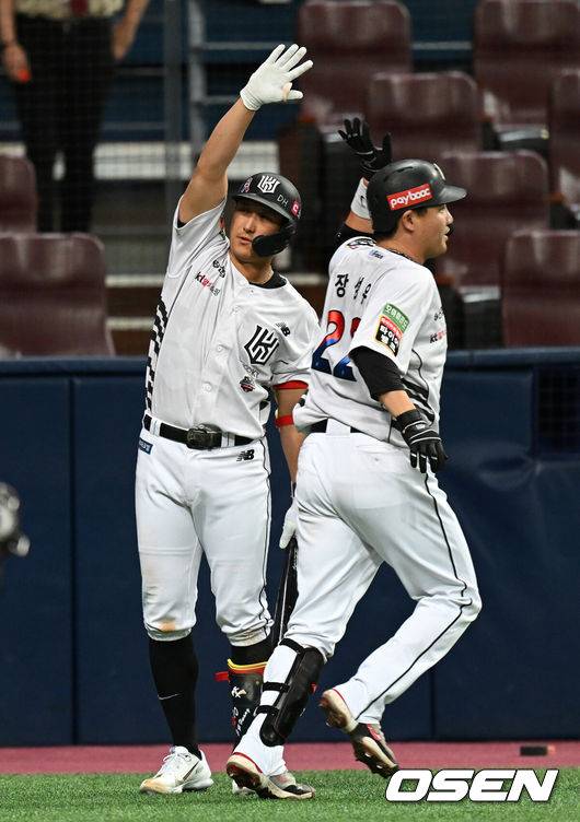 FA 미계약인데 팬 축제 참석 실화냐, 장성우-황재균 잔류할 결심? “KT 위즈 로열티 높은 선수들” [오!쎈 수원]