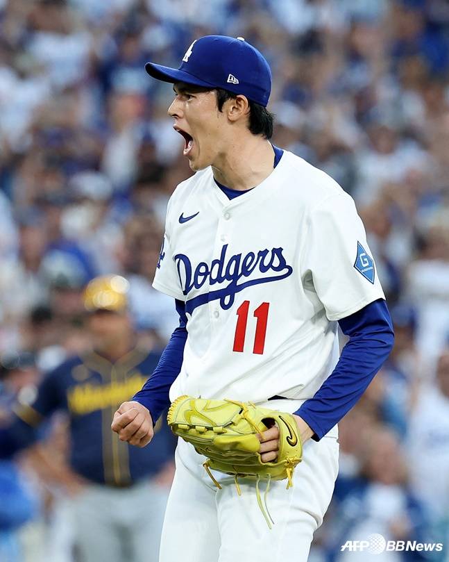 3이닝 던지고 구속 뚝뚝↓ '불펜 강등' 165㎞ 日 괴물, LAD 선발 복귀 美 현지는 어떻게 보나
