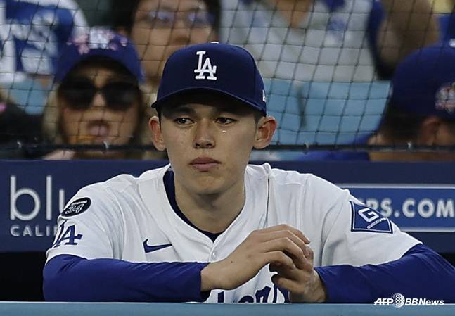3이닝 던지고 구속 뚝뚝↓ '불펜 강등' 165㎞ 日 괴물, LAD 선발 복귀 美 현지는 어떻게 보나