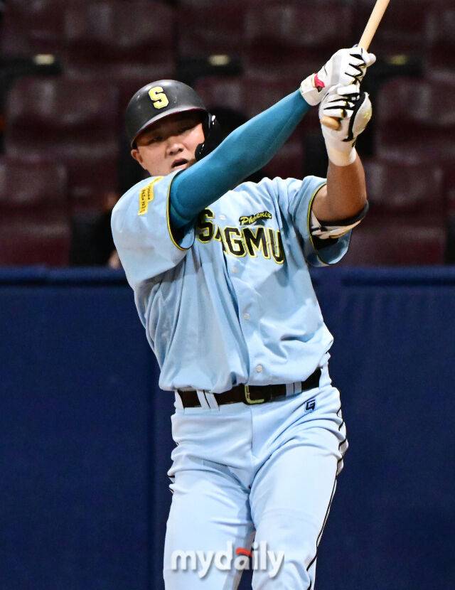 '김현수 이탈에도 괜찮아' 잠실 빅보이 또 터졌다→대형 스리런포 작렬, LG가 웃는다