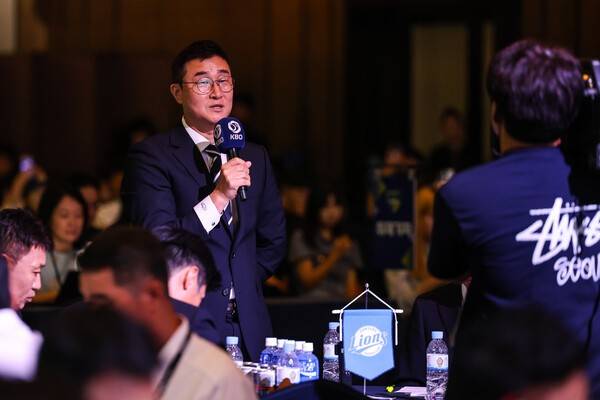 '삼성행 임박설' 대체 왜 이 선수가 한국행 앞두고 있나…'오락가락 제구+최근 부진' 리스크도 상당하다