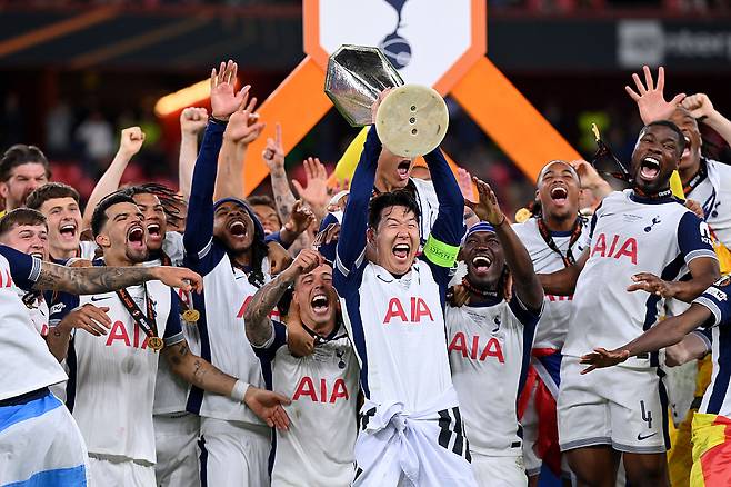 ‘충격의 연속’ 어떻게 이렇게 단번에 무너질 수가…‘캡틴’ 손흥민 있을 땐 상상도 못 했던 일이 또또또 벌어졌다