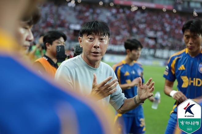 '신태용 불화설' 울산 선수들 폭로 시작됐다, 정승현