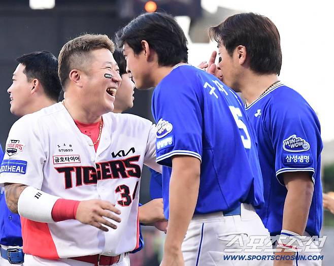 왜 최형우는 KIA의 최종 구애 외면했나…양현종도 삐걱, 진짜 돈 쓸 생각 없나