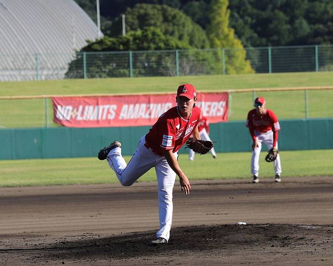 150㎞ 선발 투수가 갑자기 튀어 나왔다? 명품 투수 코치 의외의 제안, 신의 한 수 될까