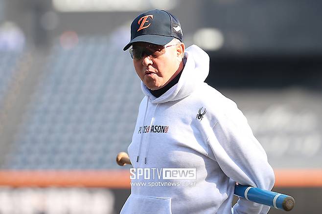 ‘강백호 영입’ 한화, 중견수 대형 트레이드까지 시도? 우승에 진심이고 절박하다, 2026년 올인하나