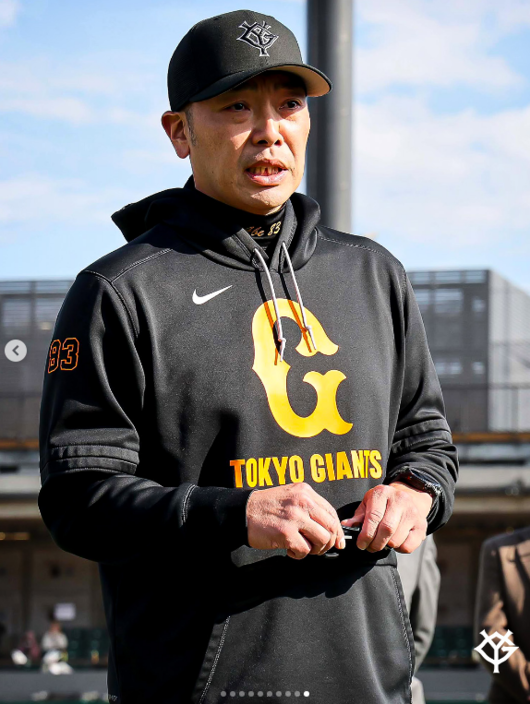 ‘코치 이승엽’ 부임하기도 전에, 아베 감독 흔드는 요미우리 OB들 “마쓰이가 감독하는 걸 보고 싶다”