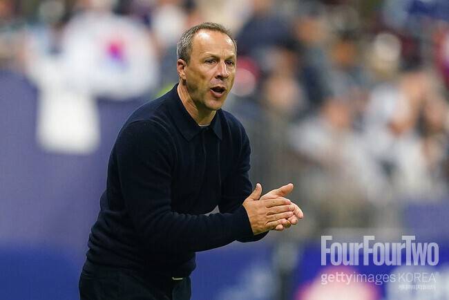 [오피셜] 손흥민 첫 날부터 애지중지 챙겼는데…LAFC 3년 역사 쓰고 ‘동행 마침표’