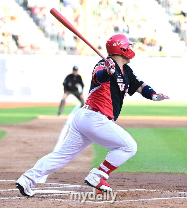 최형우 삼성 복귀→이범호 잇는 非타이거즈 2호 은퇴식 예약취소…KIA 역사 한 페이지가 허무하게 바뀐다