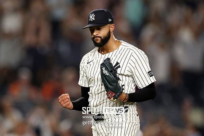 '진짜 750억 FA 대박 터졌다' 트레이드→최악의 시즌…양키스 속썩였던 156km 마무리 대반전