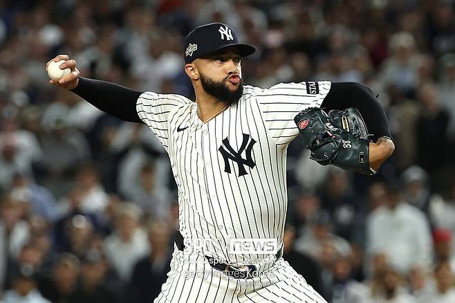 '진짜 750억 FA 대박 터졌다' 트레이드→최악의 시즌…양키스 속썩였던 156km 마무리 대반전