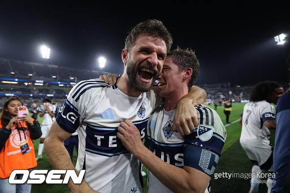 메시 앞에서 태도 급변한 뮐러… 손흥민엔 도발, GOAT 앞엔 존경뿐