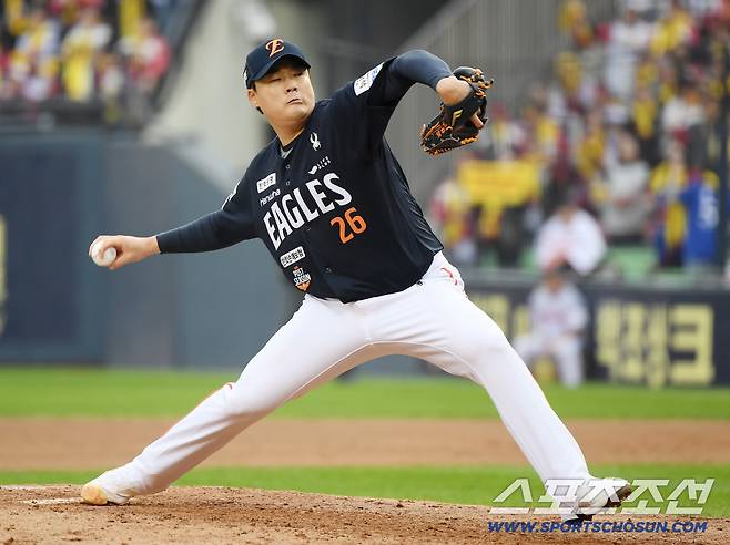 48억 아끼고, 보상 선수까지 대박나면 '핵이득' 아닌가...한승혁 '초대박' 기쁨은 잠시뿐