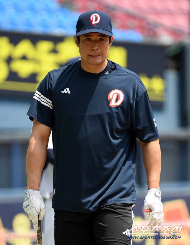 김재환 영입전, 돈 문제가 아니다...'꼼수+배신' 성난 민심, 데려갈 팀 너무 부담스럽다