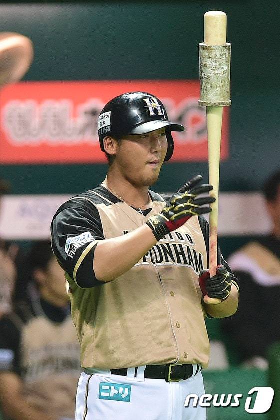 '폭행+고약한 술버릇' 문란한 사생활 즐긴 日 거포, ML 슈퍼스타와 합숙 고백...