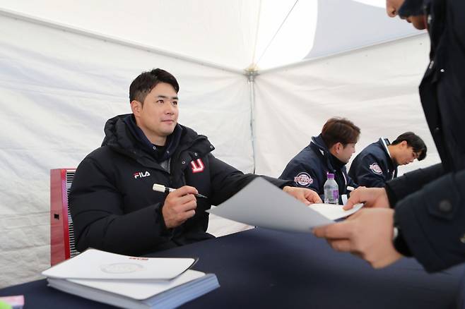 'SSG 만남' 김재환→'50억' 김현수-'48억' 최원준 결국 비교대상 되나 '도대체 얼마를 줘야할까'